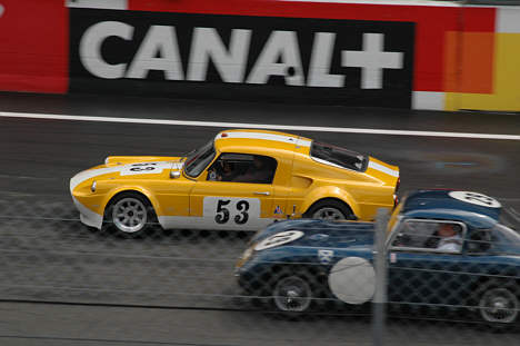 Opvisning med specielle historiske racerbiler.
(Foto: Motorsporten.dk)